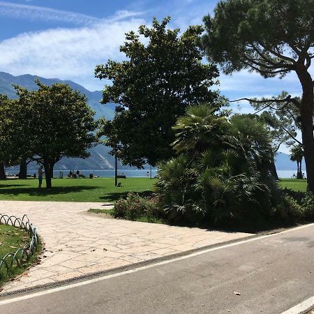 Appartamento Al Lago Riva del Garda Kültér fotó
