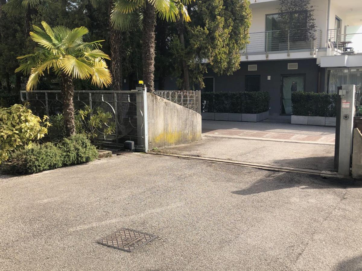 Appartamento Al Lago Riva del Garda Kültér fotó