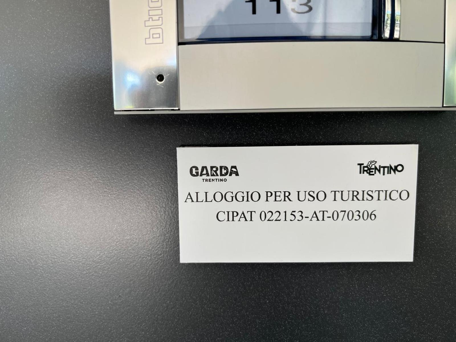 Appartamento Al Lago Riva del Garda Kültér fotó